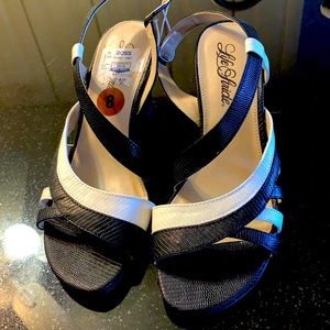Life Stride Sandals- Brand New